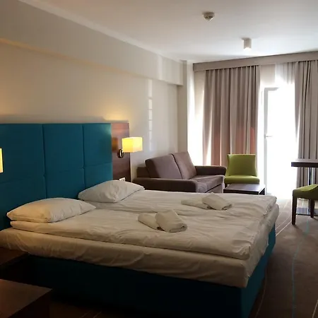 Apartamenty Miedzyzdroje 미엥지즈드로예