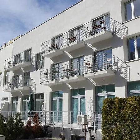 Apartamenty Miedzyzdroje شقة *